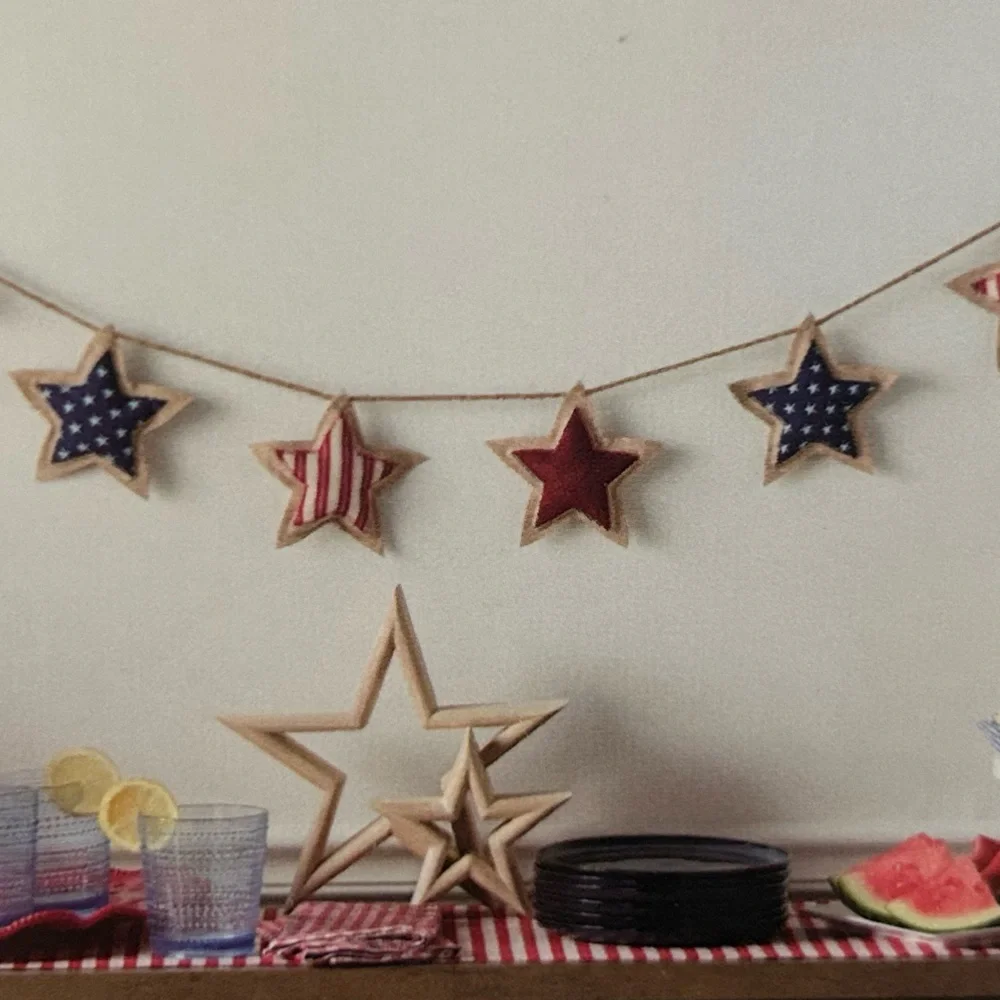 “New” Martha Stewart Red, Navy & Burlap Star Garland 6 ft